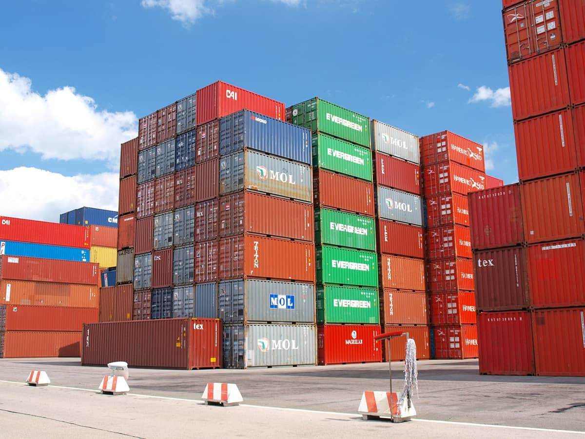 20ft container freight fee is much lower than 40ft container