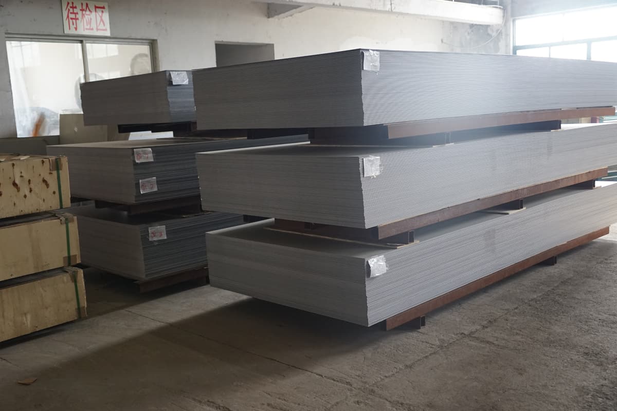 Horizontal And Overall Stacking